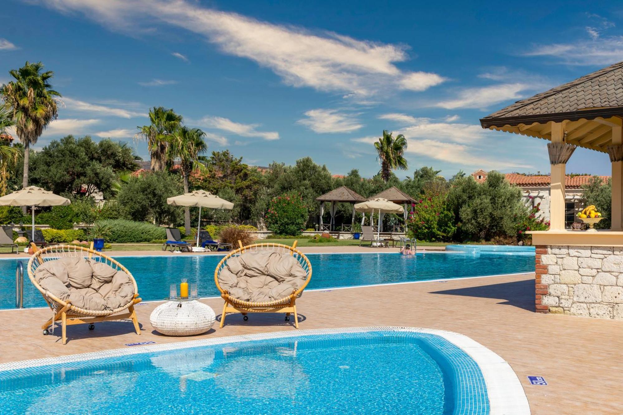 Alacati Beach Resort Bagian luar foto