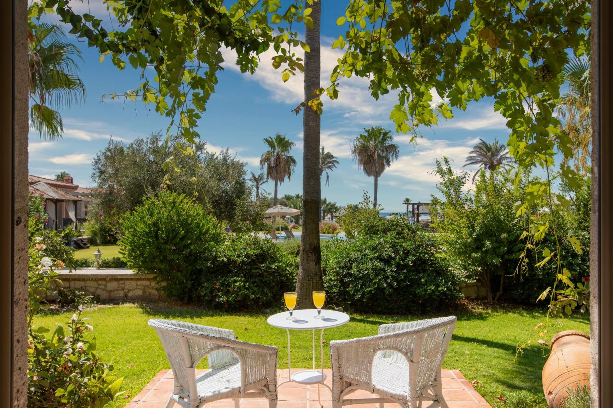 Alacati Beach Resort Bagian luar foto