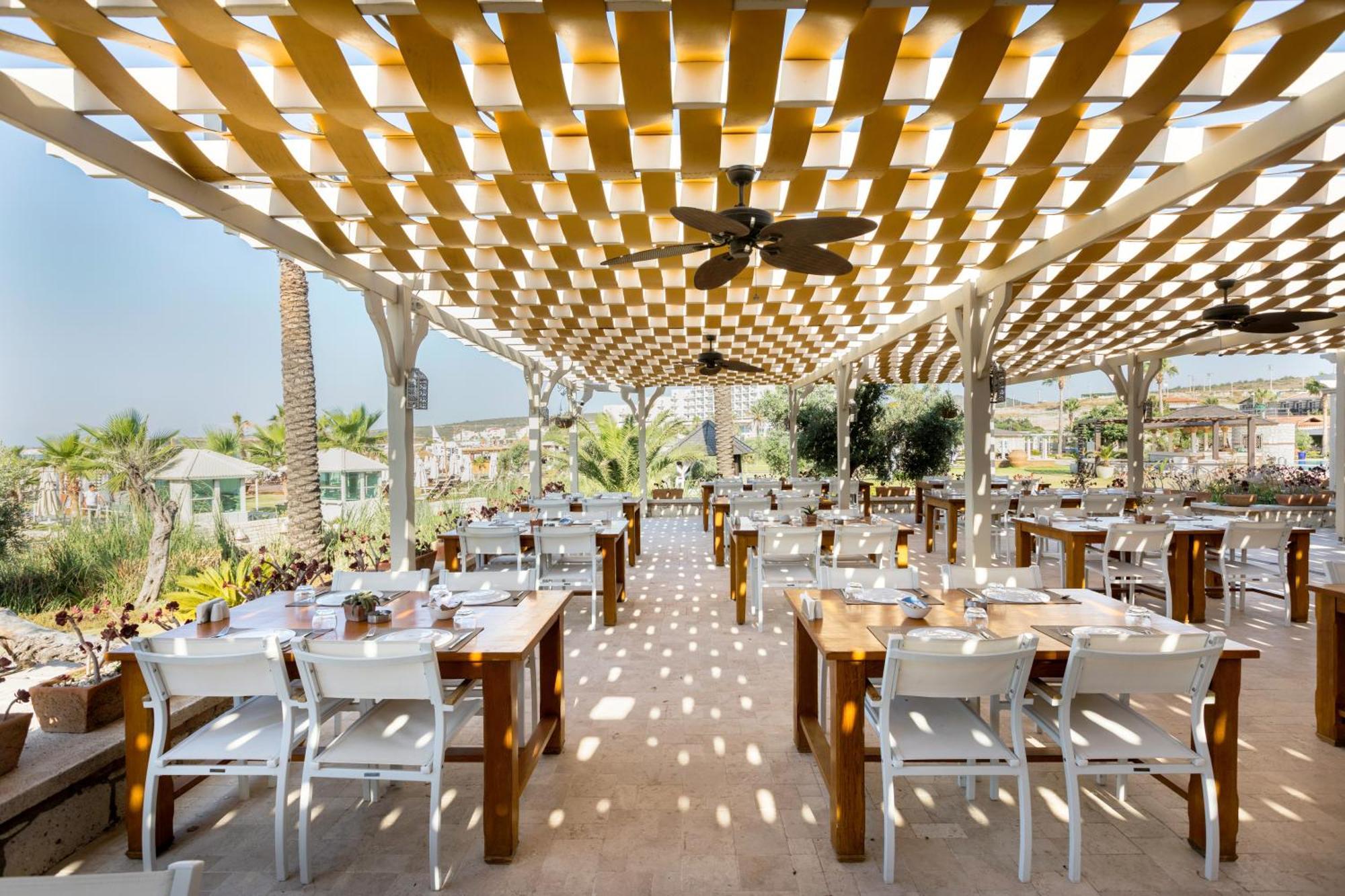 Alacati Beach Resort Bagian luar foto
