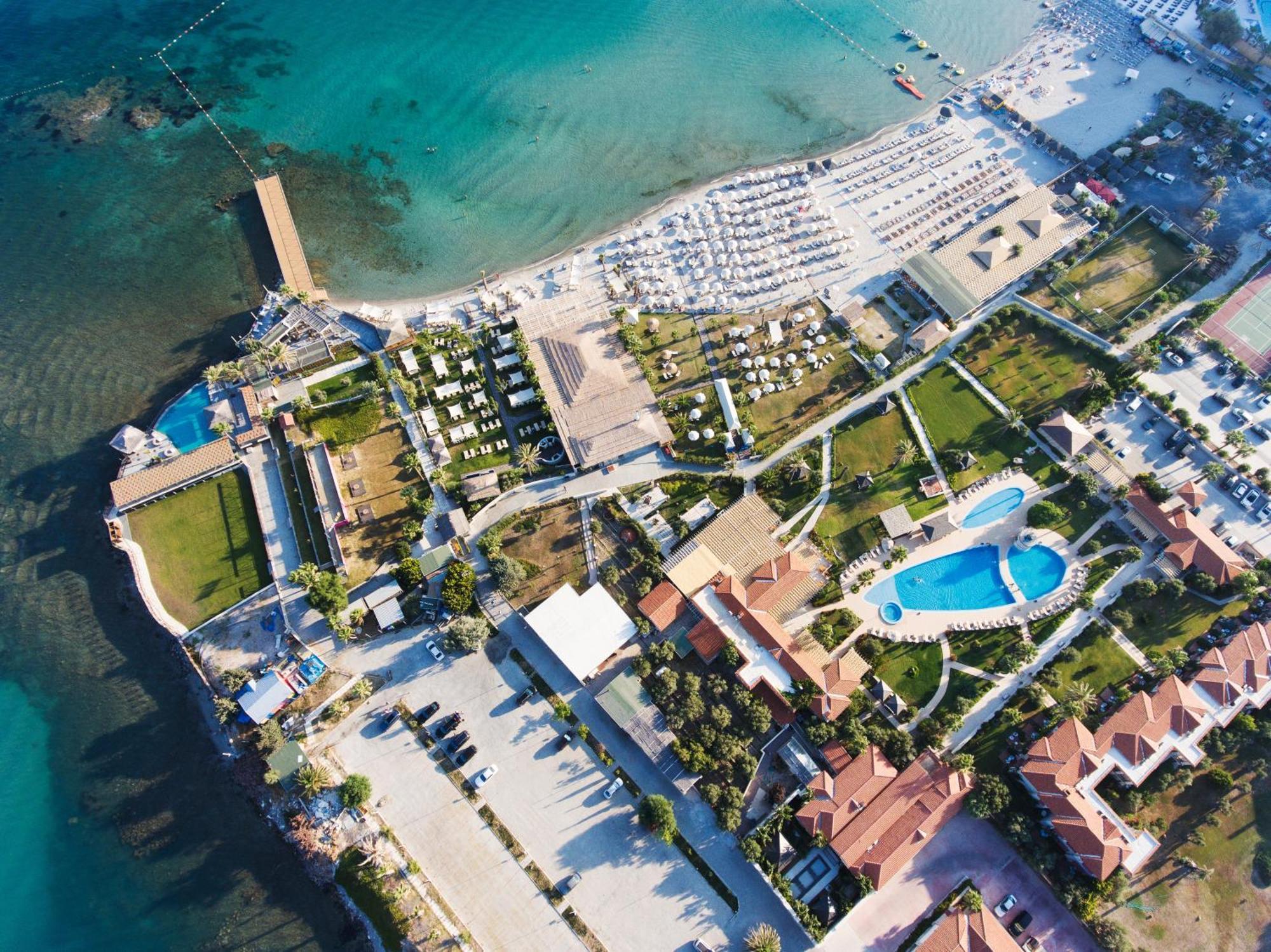 Alacati Beach Resort Bagian luar foto