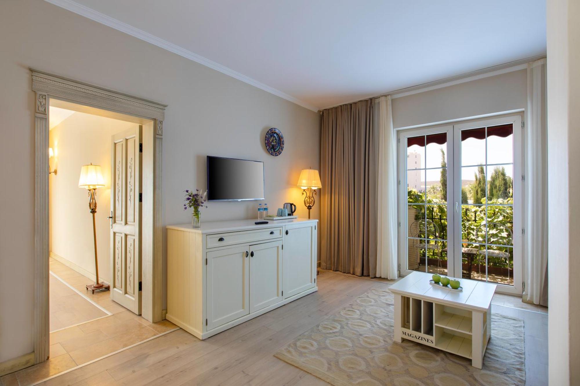 Alacati Beach Resort Bagian luar foto