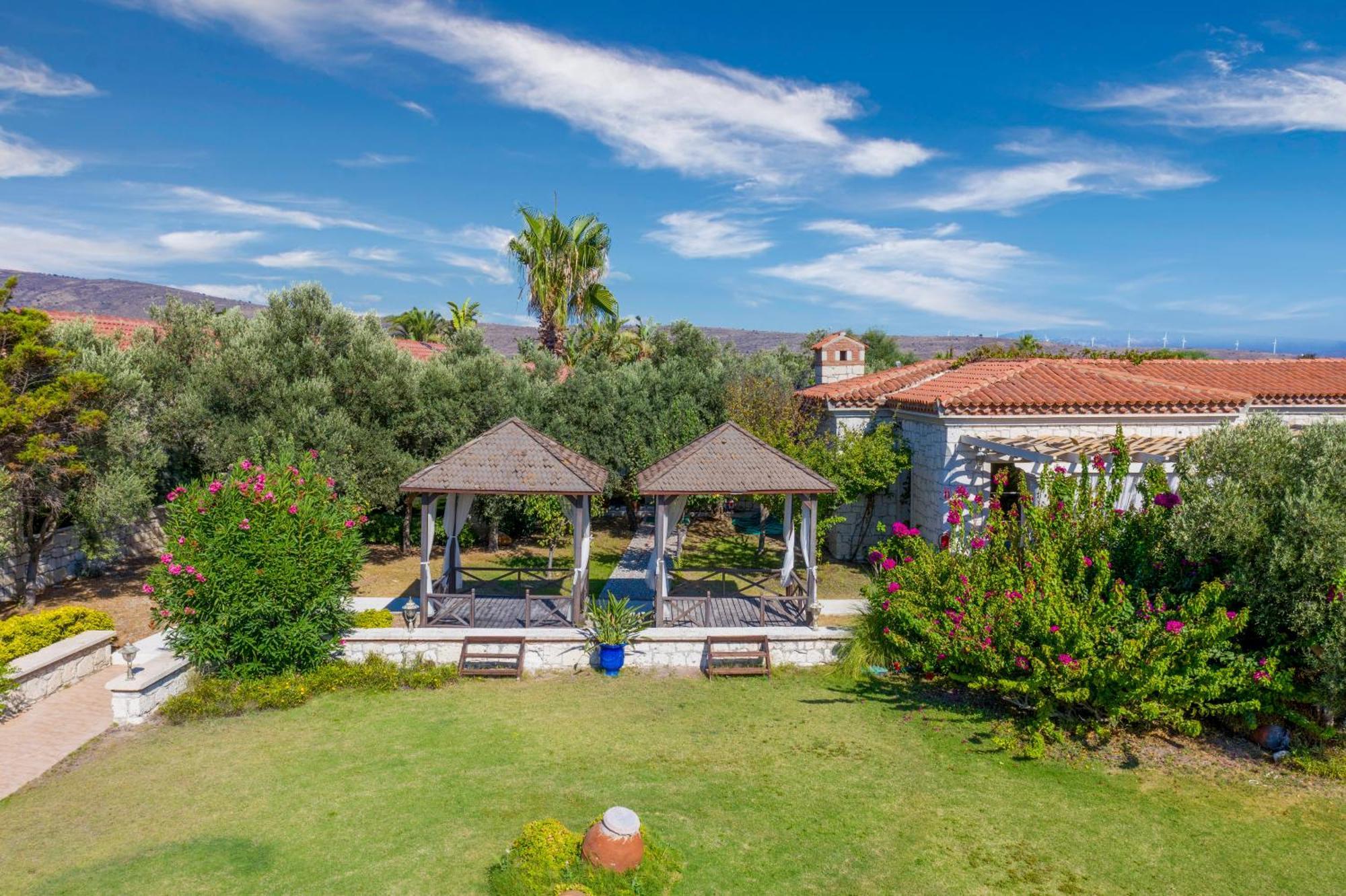 Alacati Beach Resort Bagian luar foto