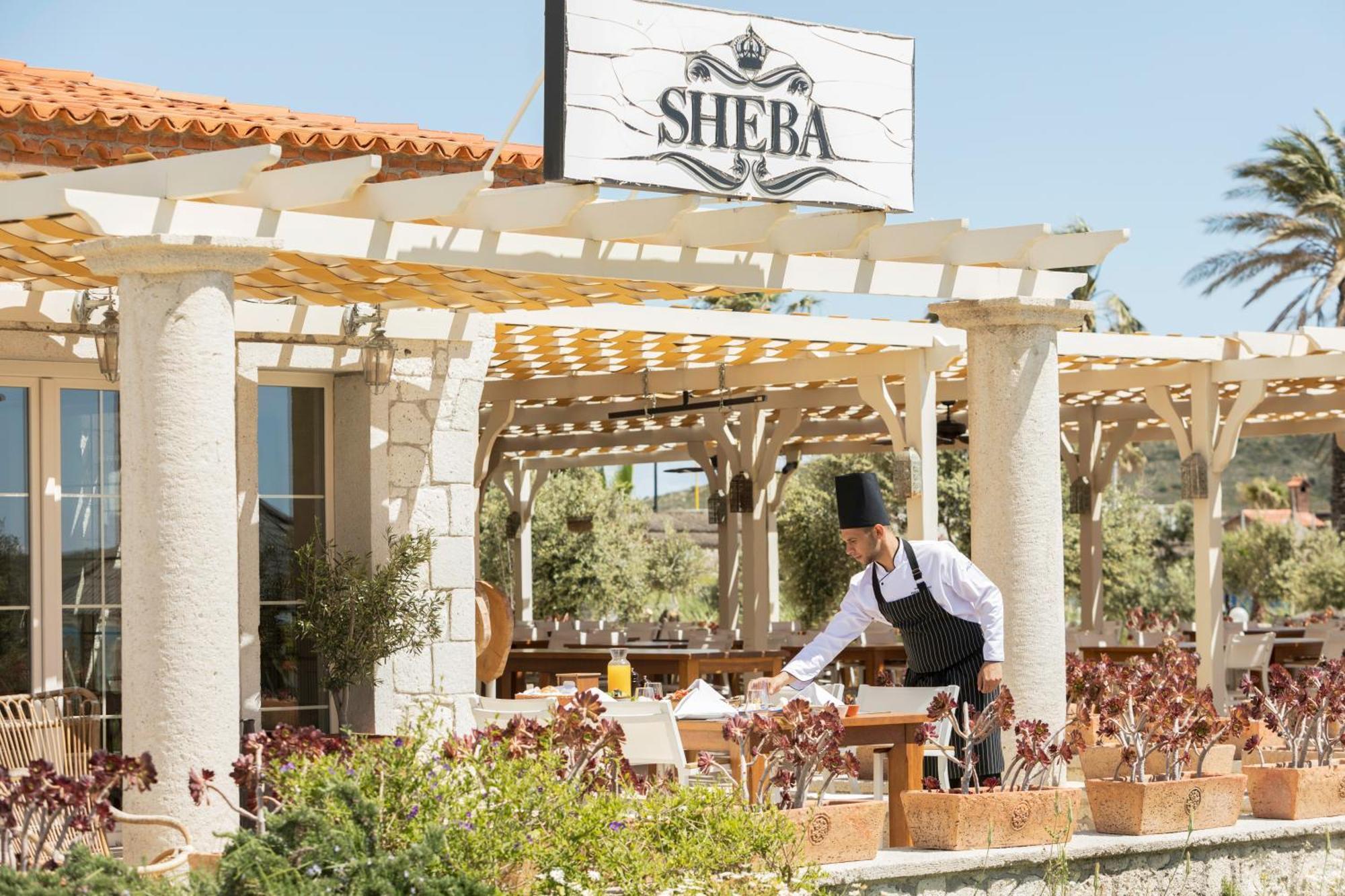Alacati Beach Resort Bagian luar foto