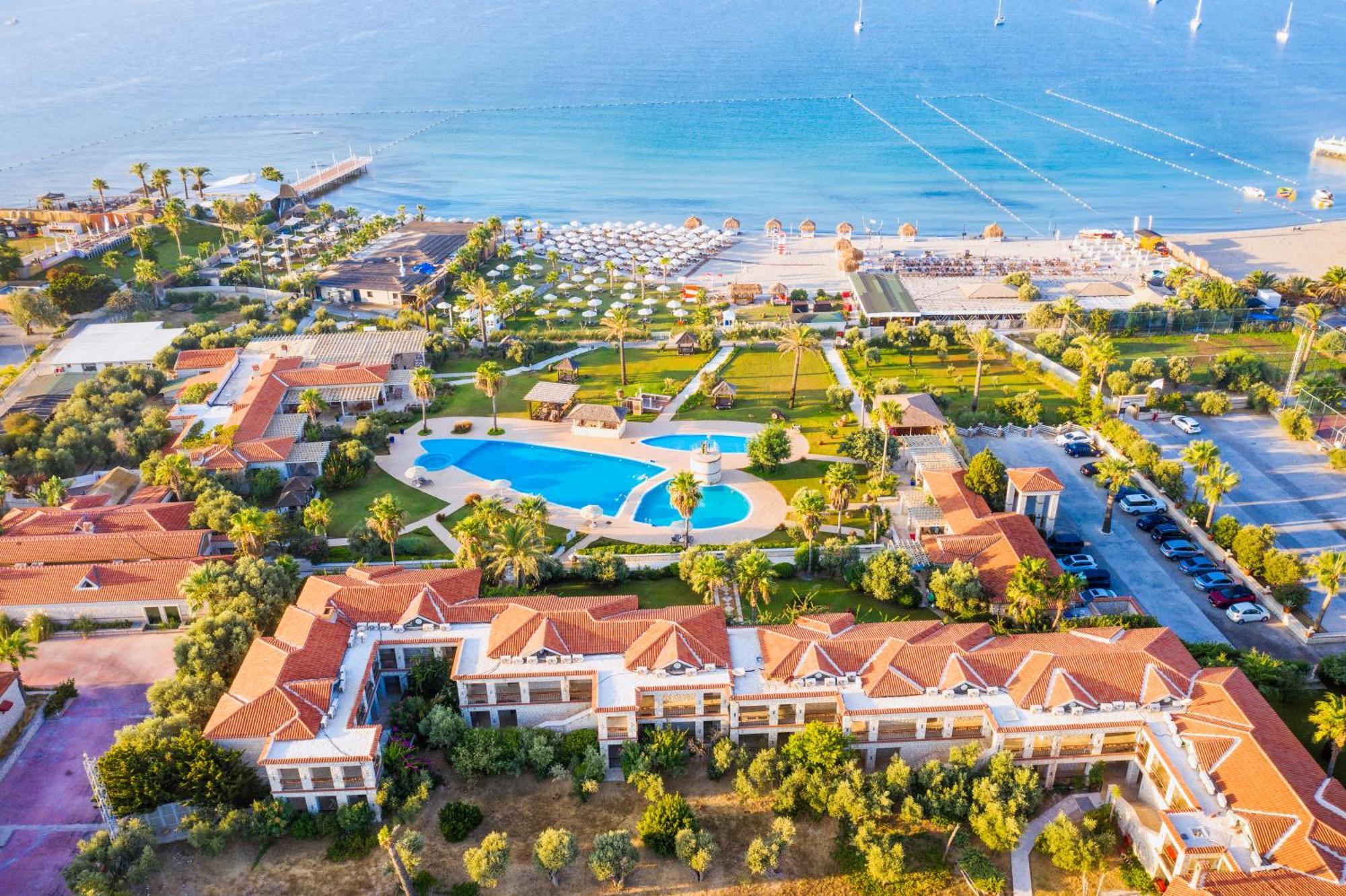 Alacati Beach Resort Bagian luar foto